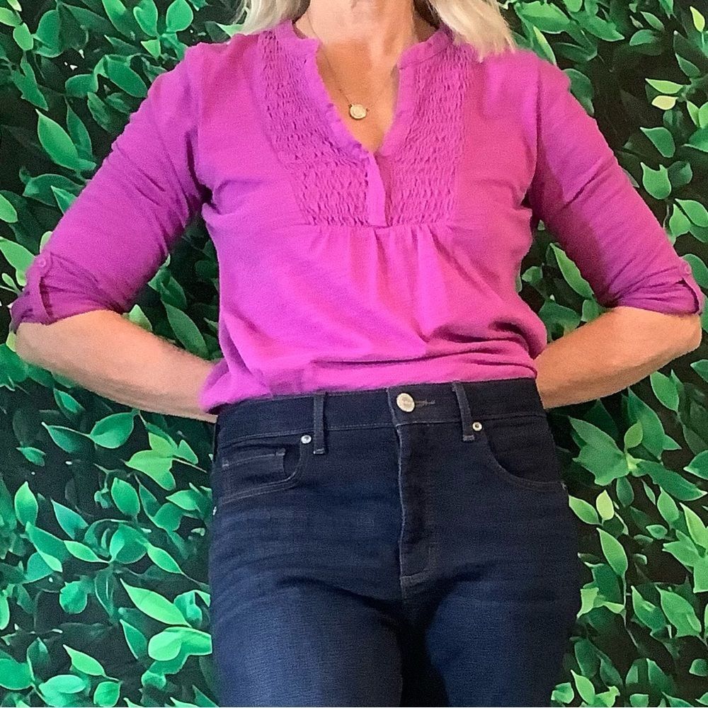 🍓 LOFT Raspberry V-Neck Top with 3/4 Sleeves and Smocked Detail – Size Medium - Picture 6 of 6